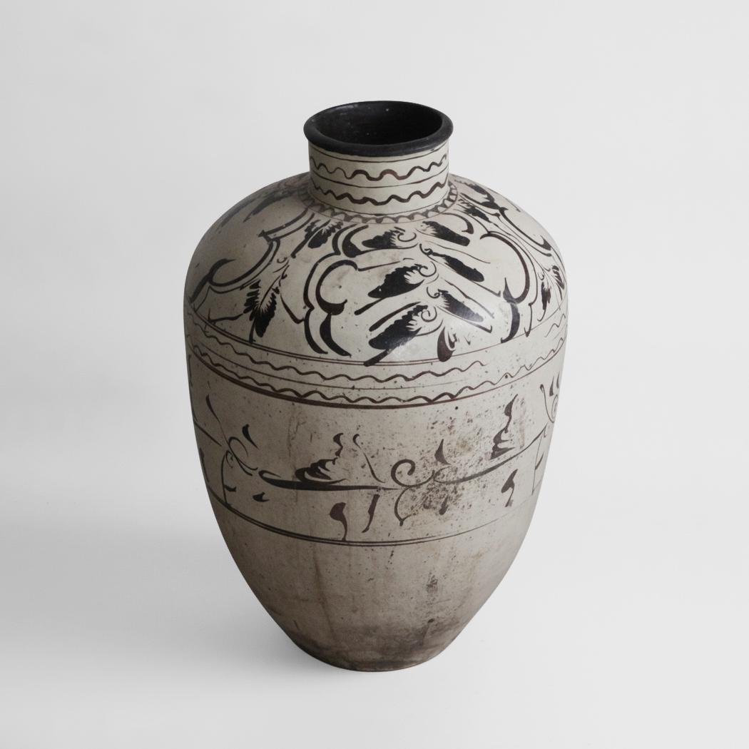 Xi'an 130 Year Old Terracotta Urn 90822