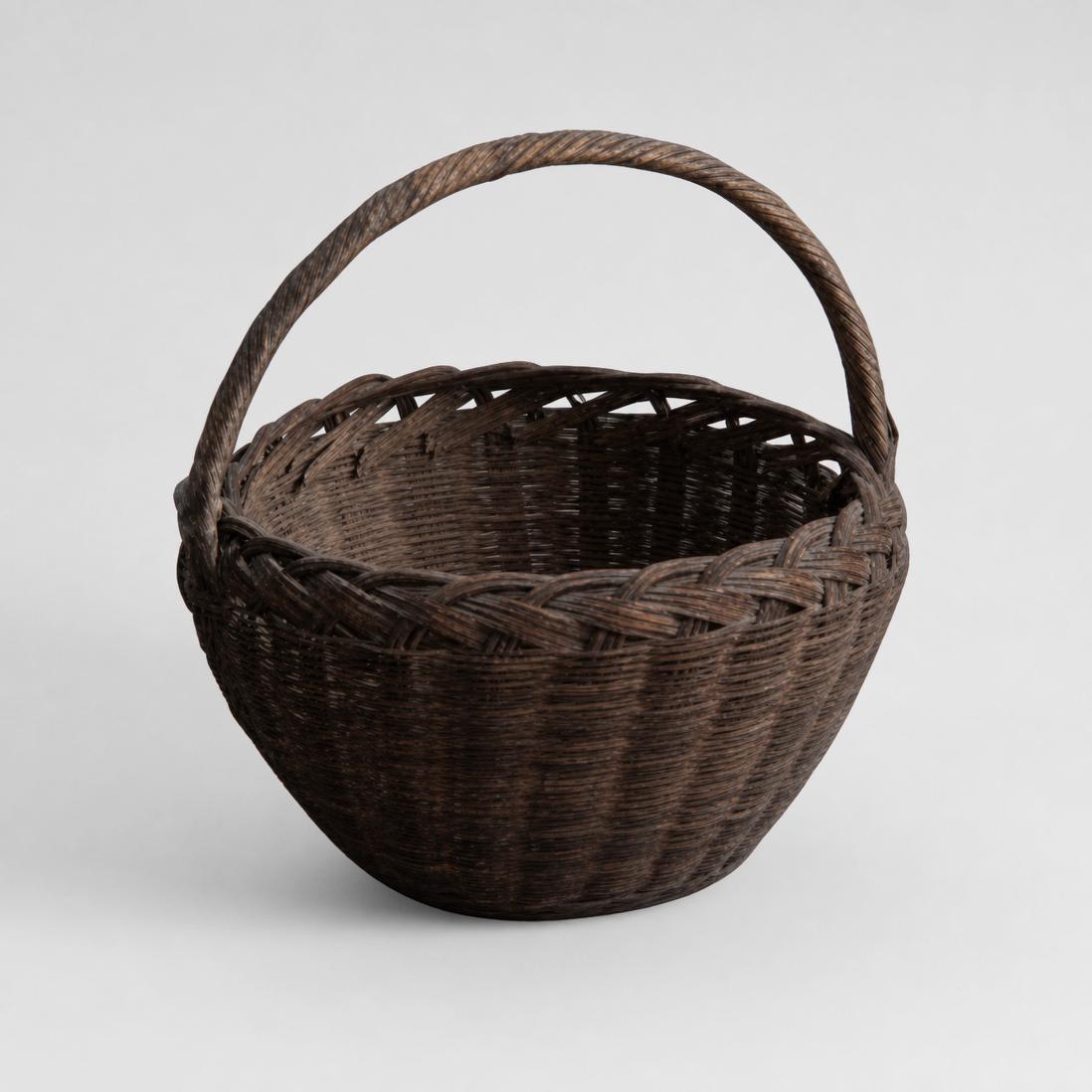 Medow Antique Rattan Basket