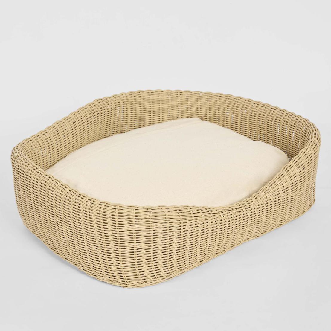 Snuggle Rattan Pet Bed Natural