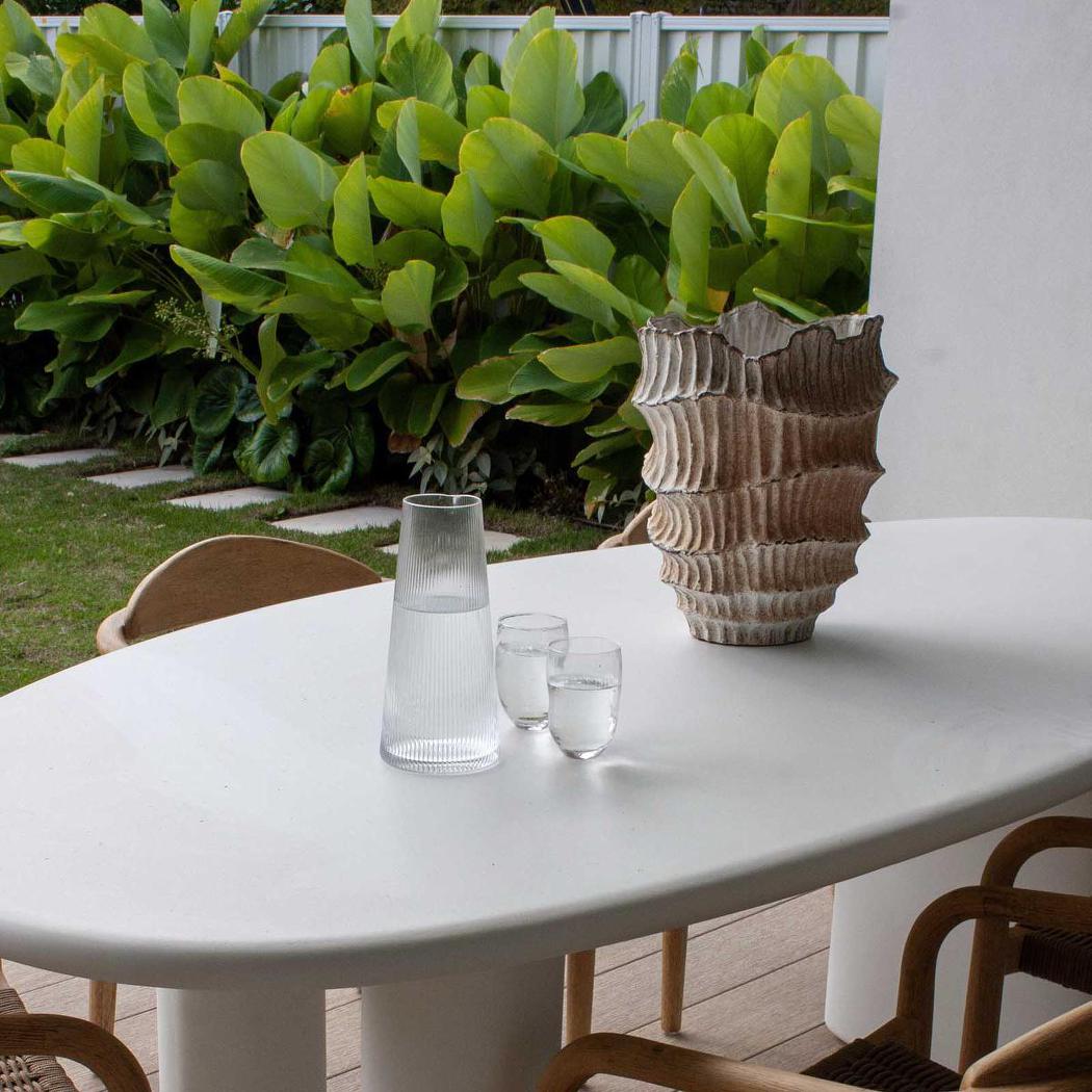 Ruffle Vase Off White