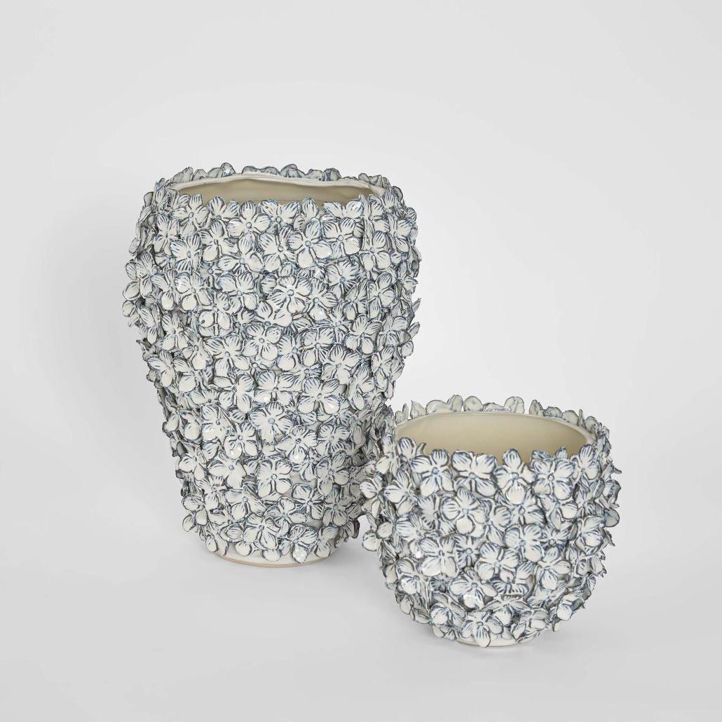 Bloom Vase Short
Blue & White
