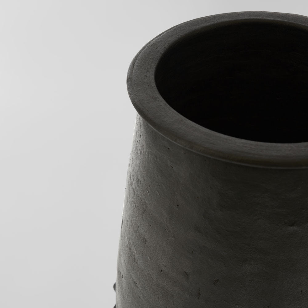 Induri Big Pot With Dots