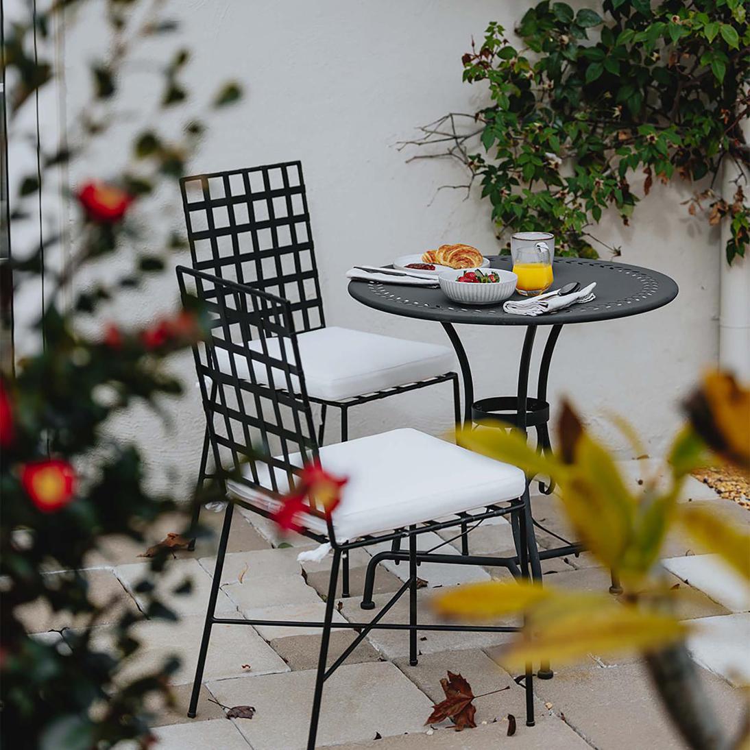 Sheffield Dining Chair Outdoor with White Cushion