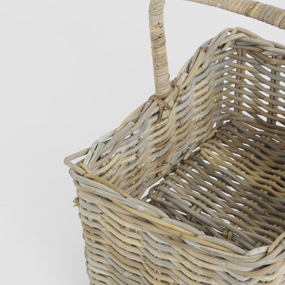 Luna Stair basket
