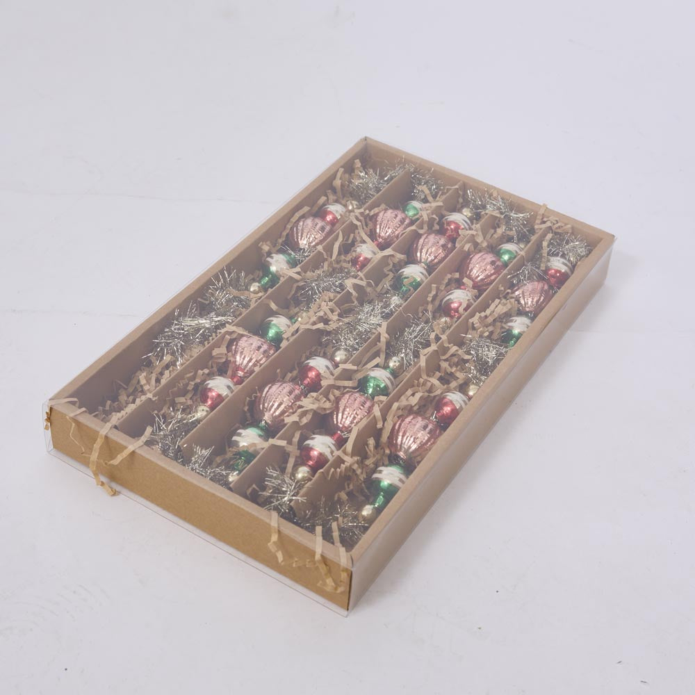 Vintage Bauble Garland Traditional