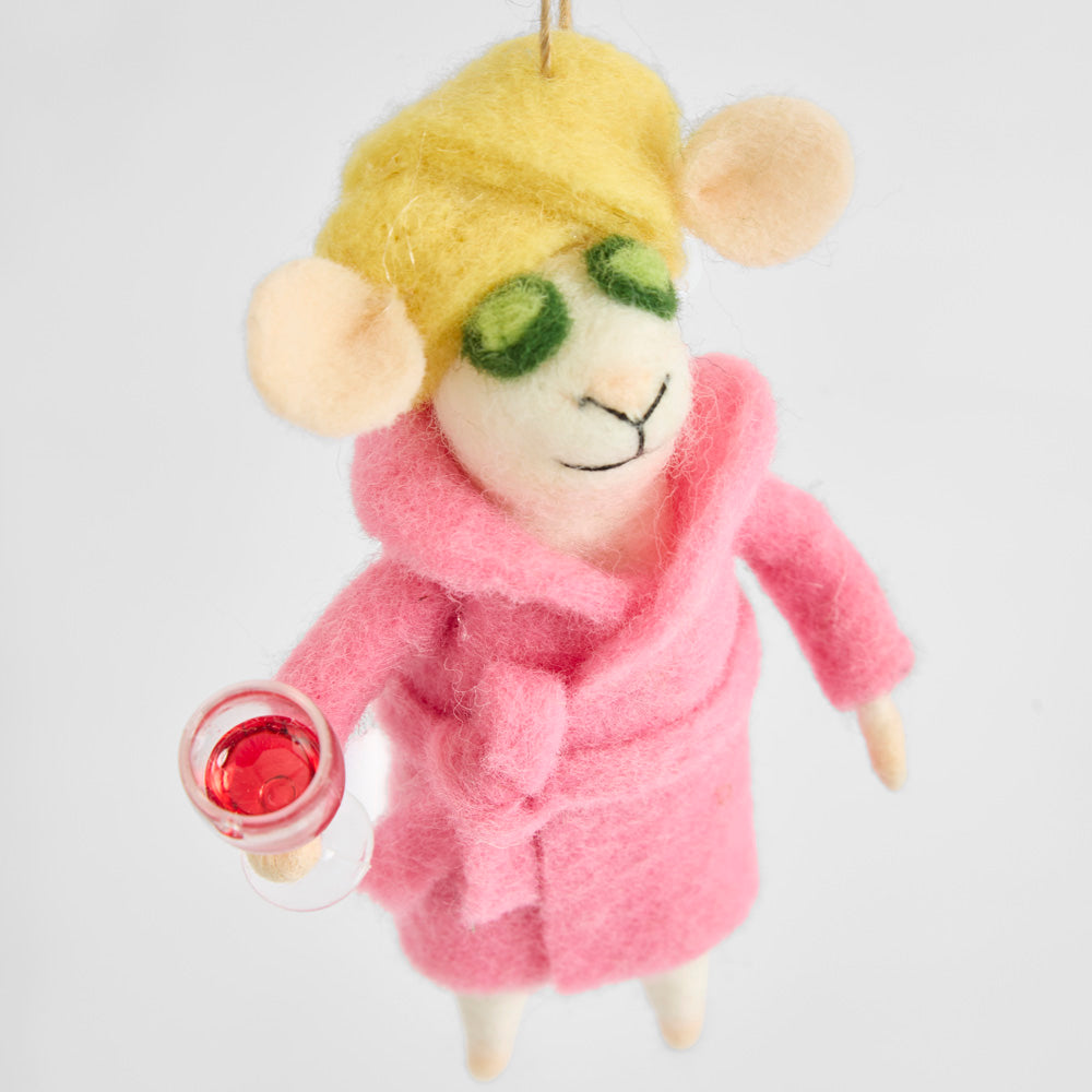 Priscilla Pampered Mouse Hanging Decoration