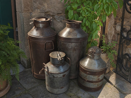Decorative Iron Pot