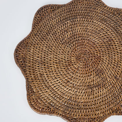 Paume Scallop Rattan Placemat Antique Brown