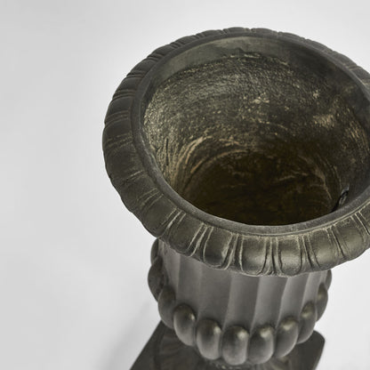 Rosette Urn Black