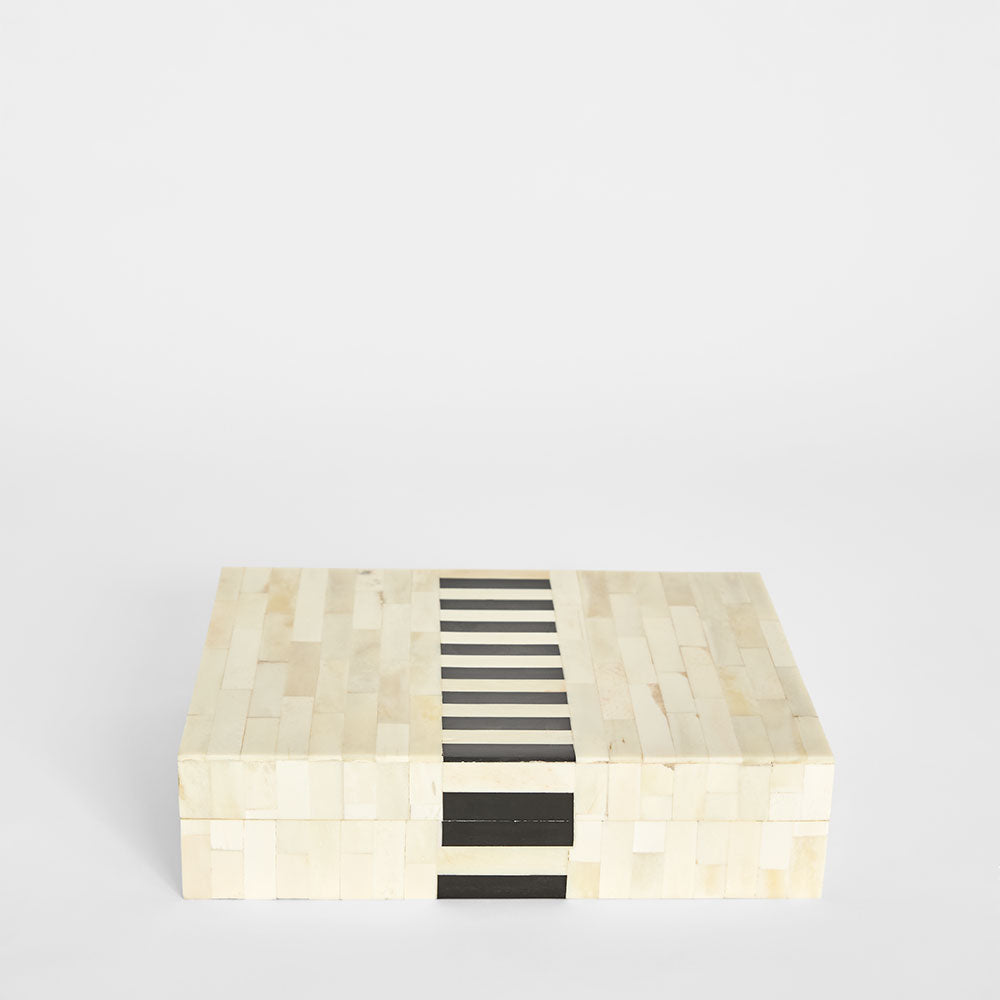 Umi Bone Inlay Trinket White