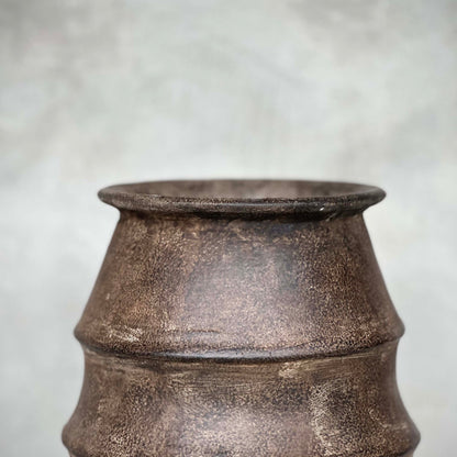 Sorro Vase Antique Dark Brown