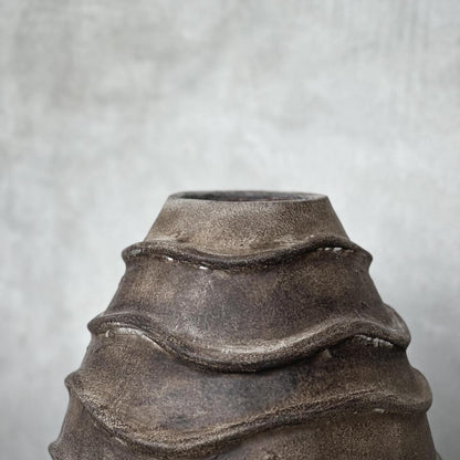Rimba Short Vase Antique Dark Brown