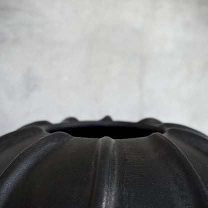 Podo Vase Black