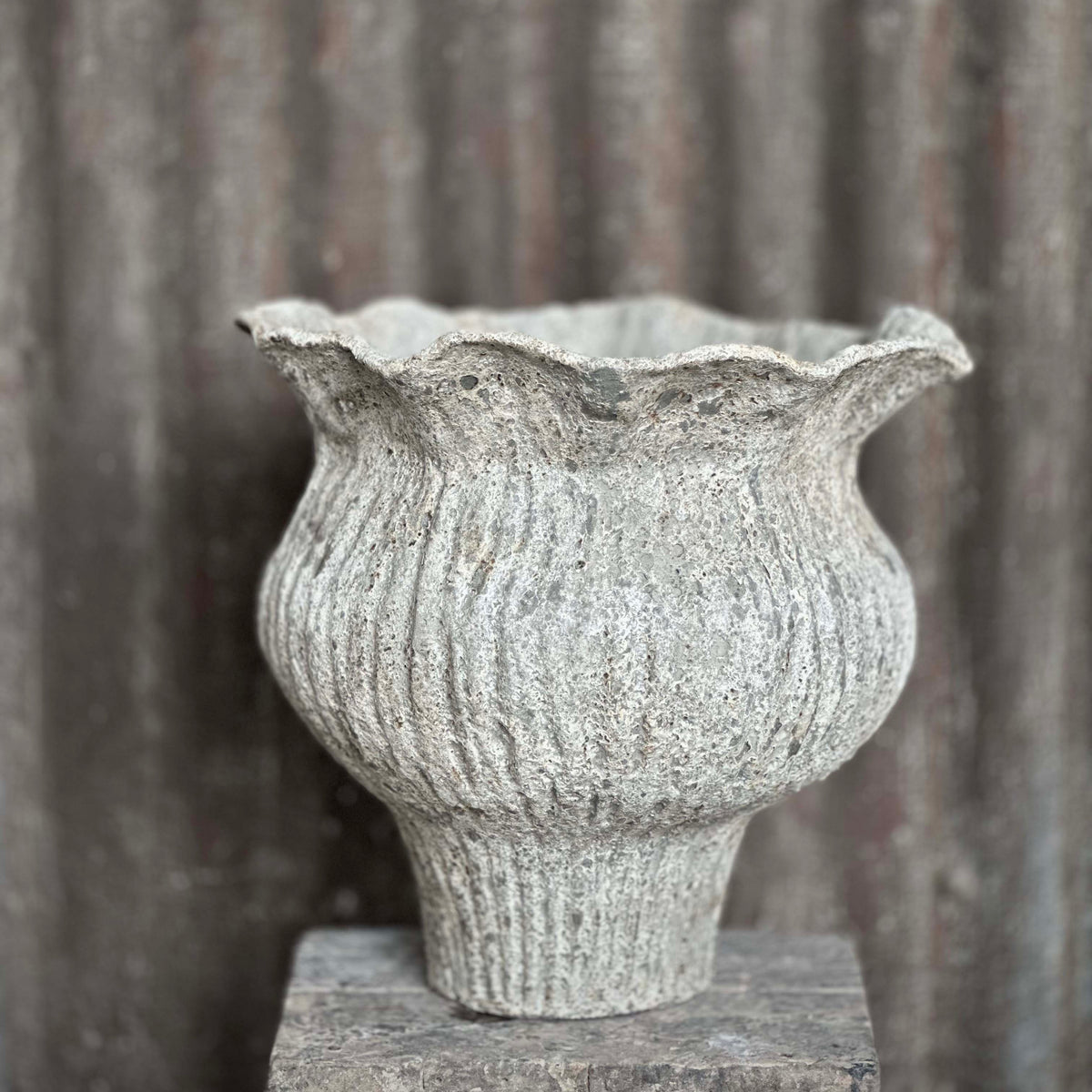 Gali Wave Vase Dusty White