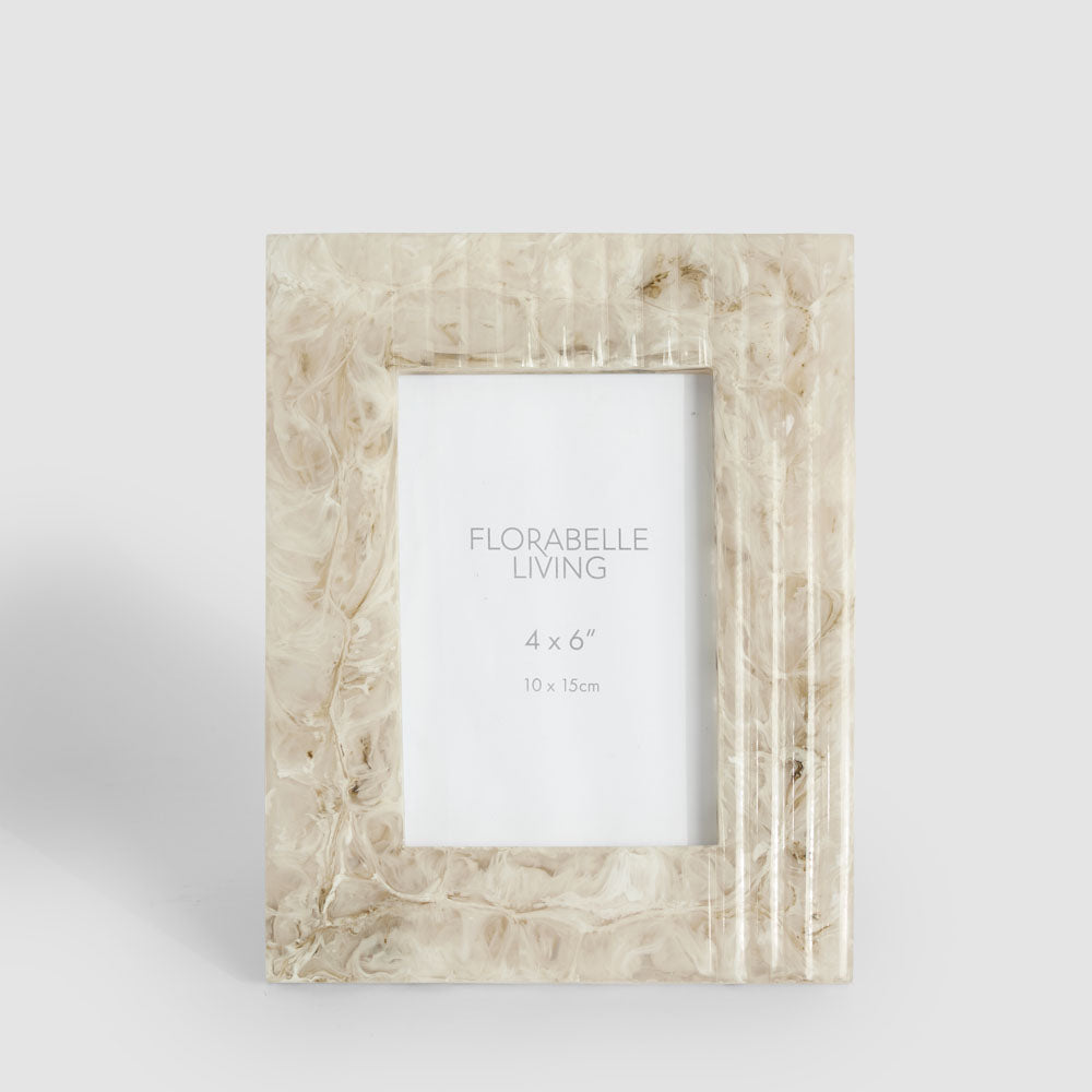 Mist 4 x 6" Resin Photo Frame Beige