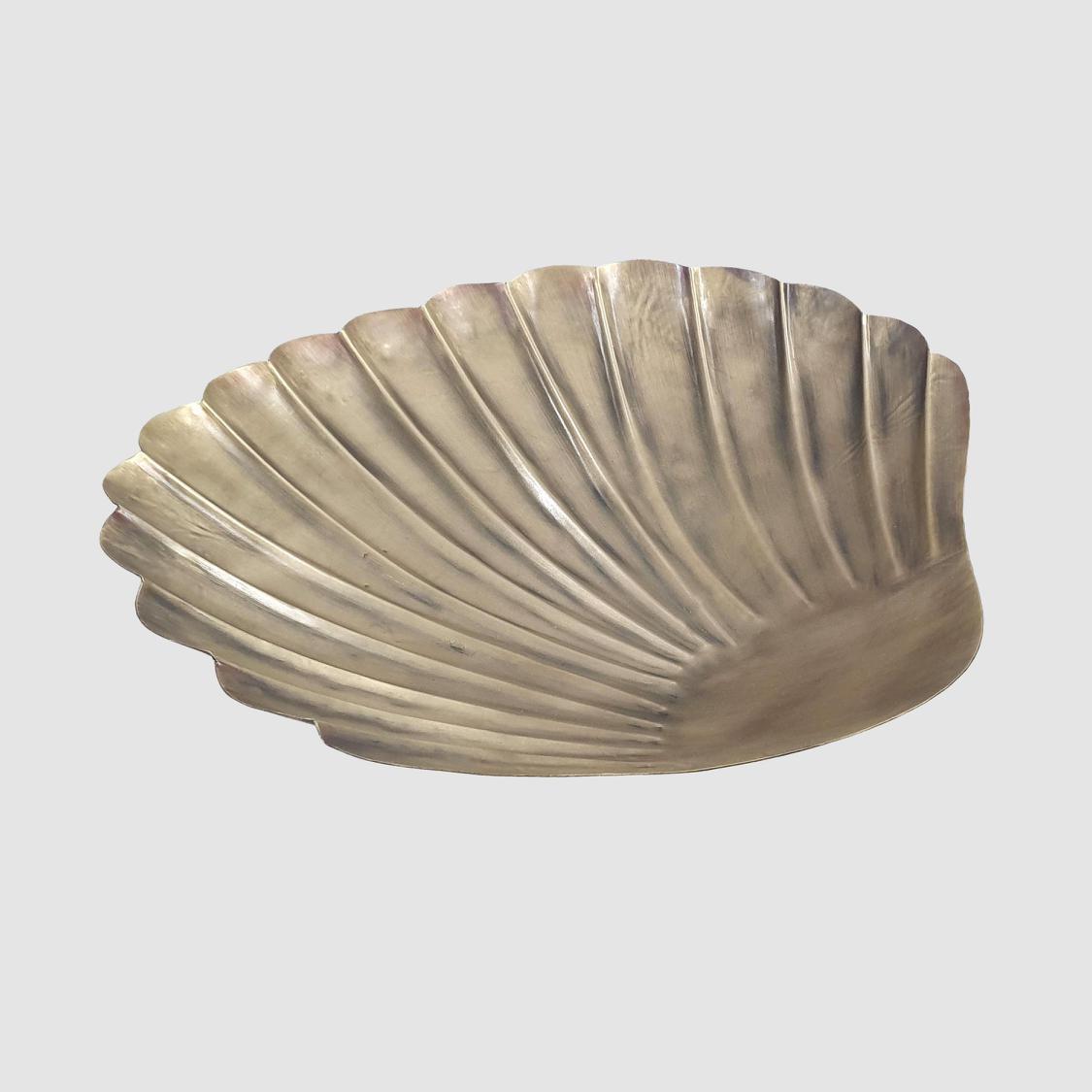 Bree Shell Ornaments