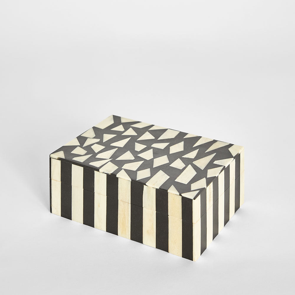 Neve Bone Inlay Trinket Black & White