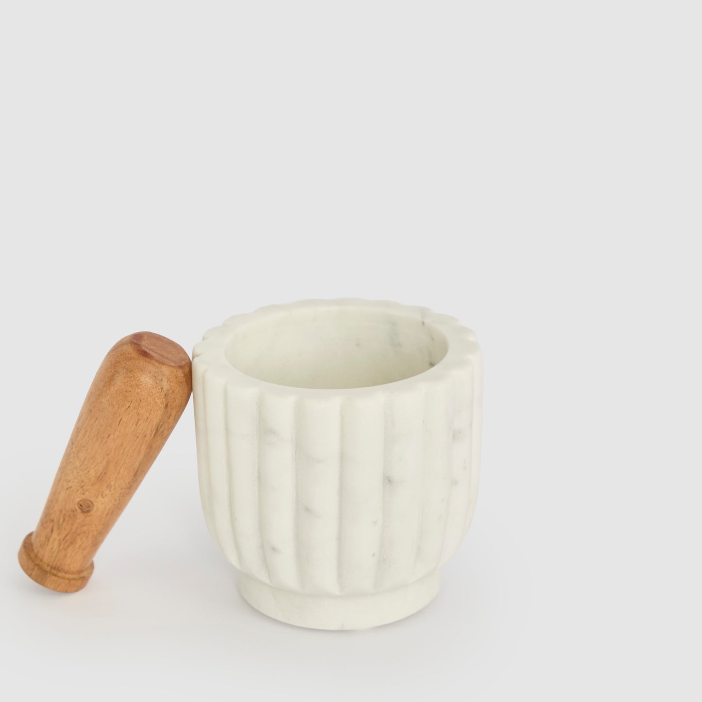 Roma Scalloped Mortar & Pestle Marble & Wood