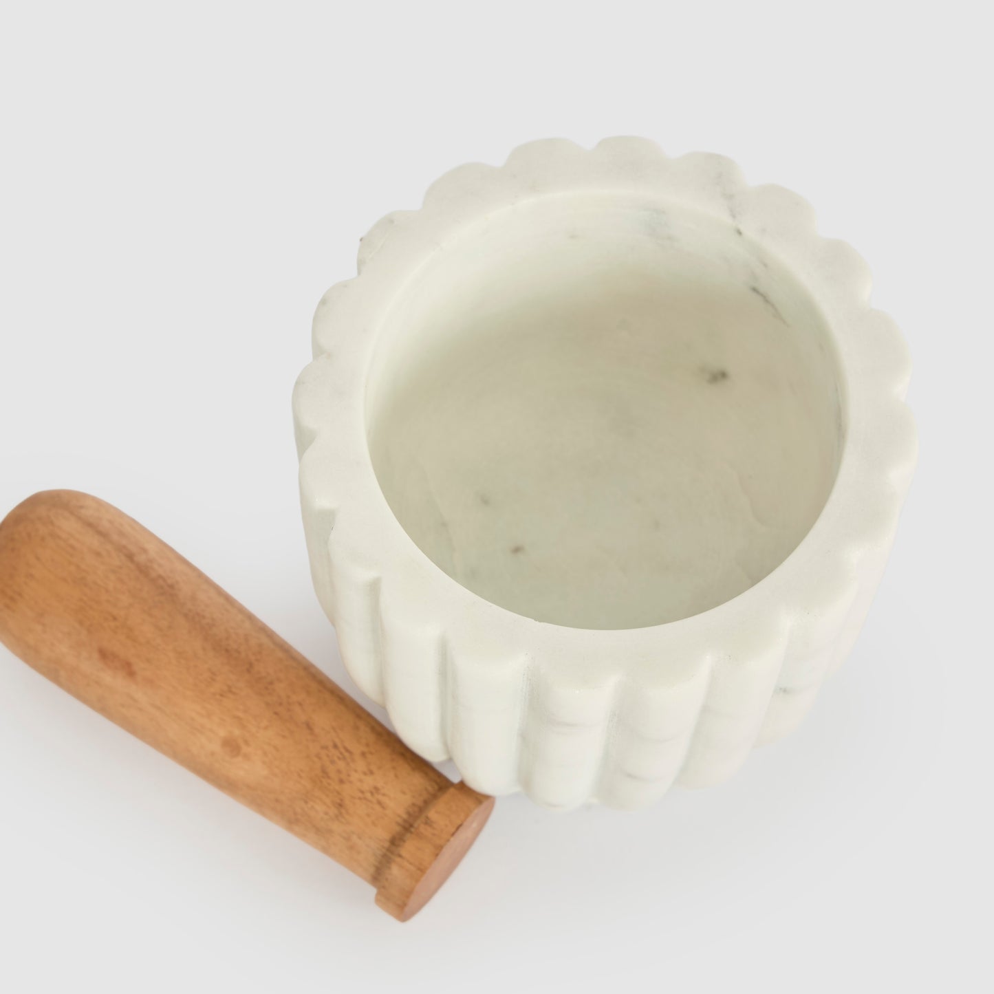 Roma Scalloped Mortar & Pestle Marble & Wood