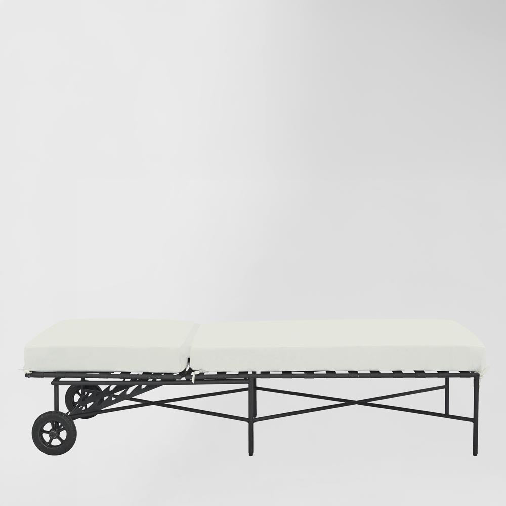 Sheffield Sunlounge Outdoor with White Cushion