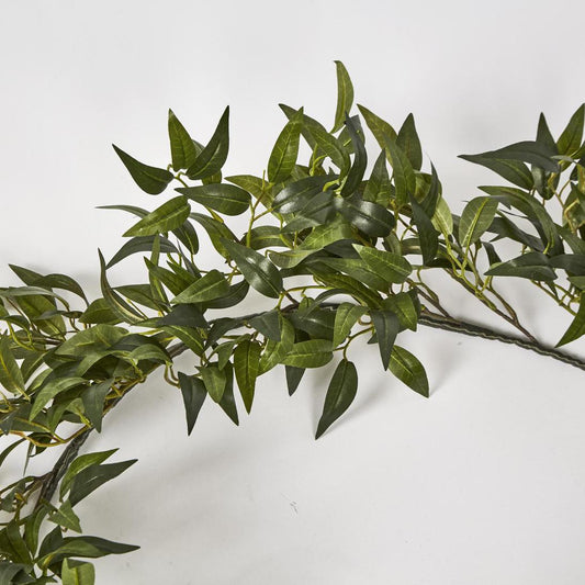 Green Ruscus Leaf Garland 182cm