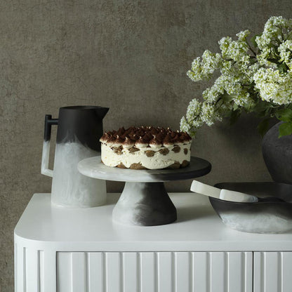 Halo Cake Stand Swirl Resin B&W