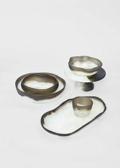 Halo Bowl Medium Swirl Resin B&W