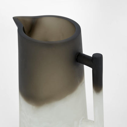 Halo Jug Swirl Resin B&W