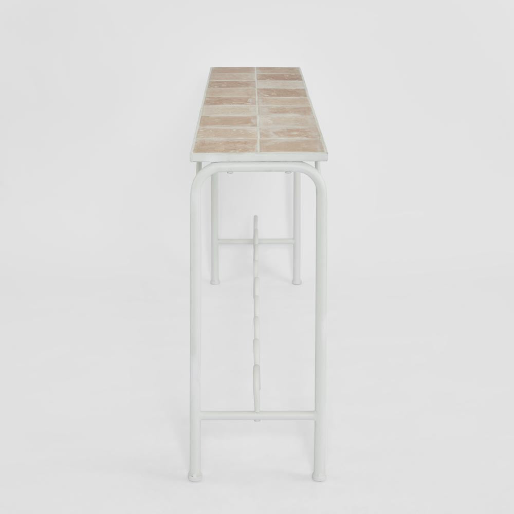 Wira Console Outdoor White with tiled top