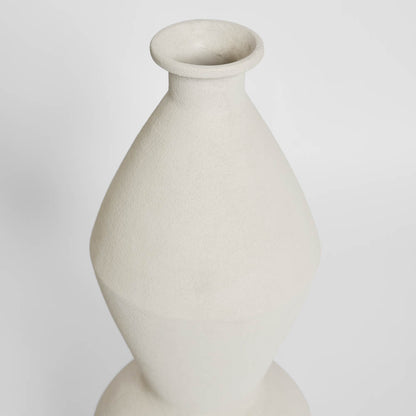 Goya Vase Chalk