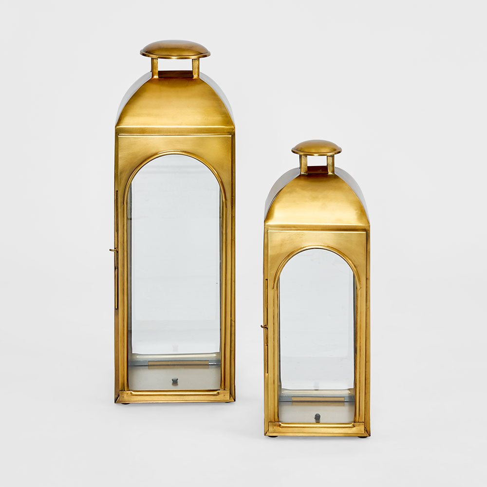 Coachhouse Lantern Large Brass - Outdoor