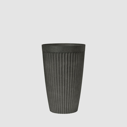 Elwood Set of 2 Tall Planters Black