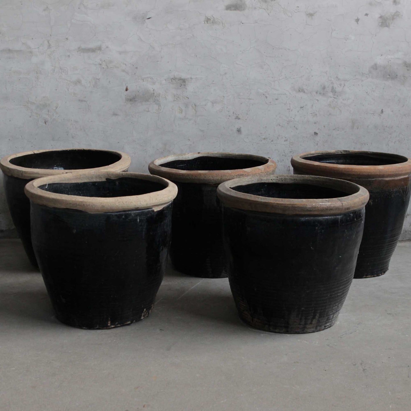 Finola Antique Water Pot Short