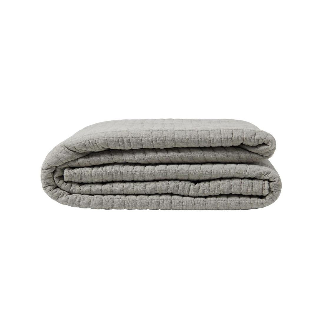 Diamond Coverlet Throw 240x250