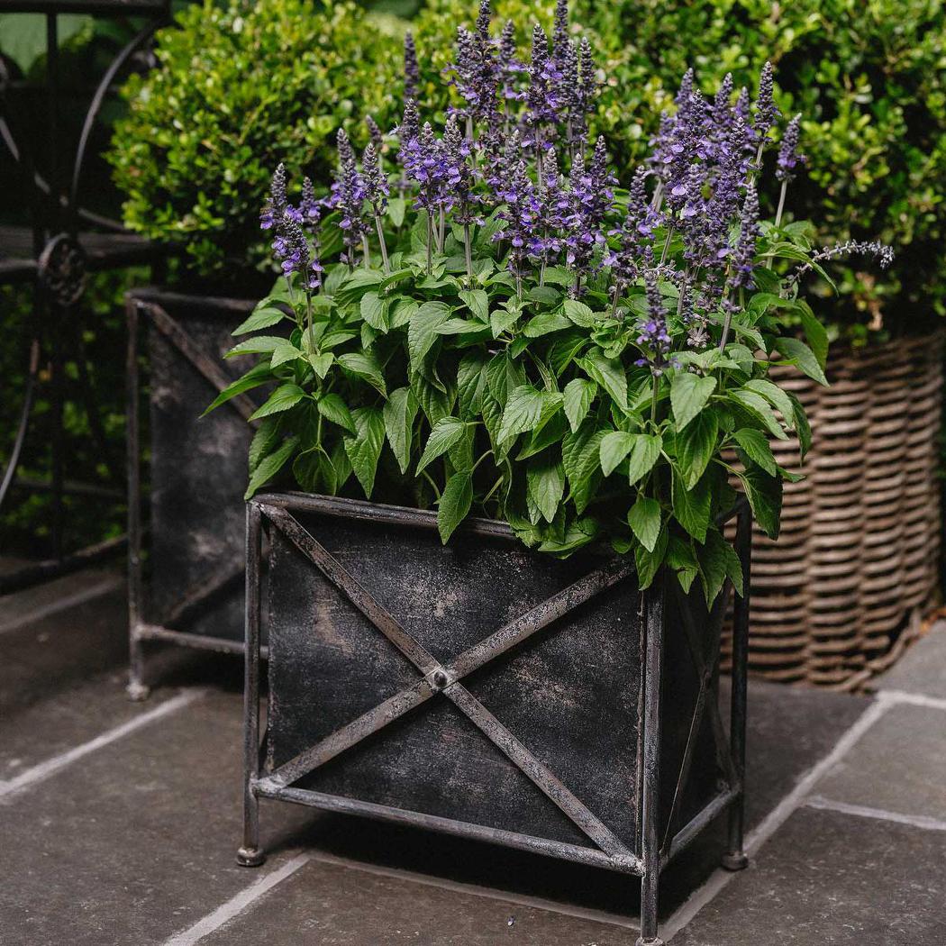 Set of 2 Planter Zinc