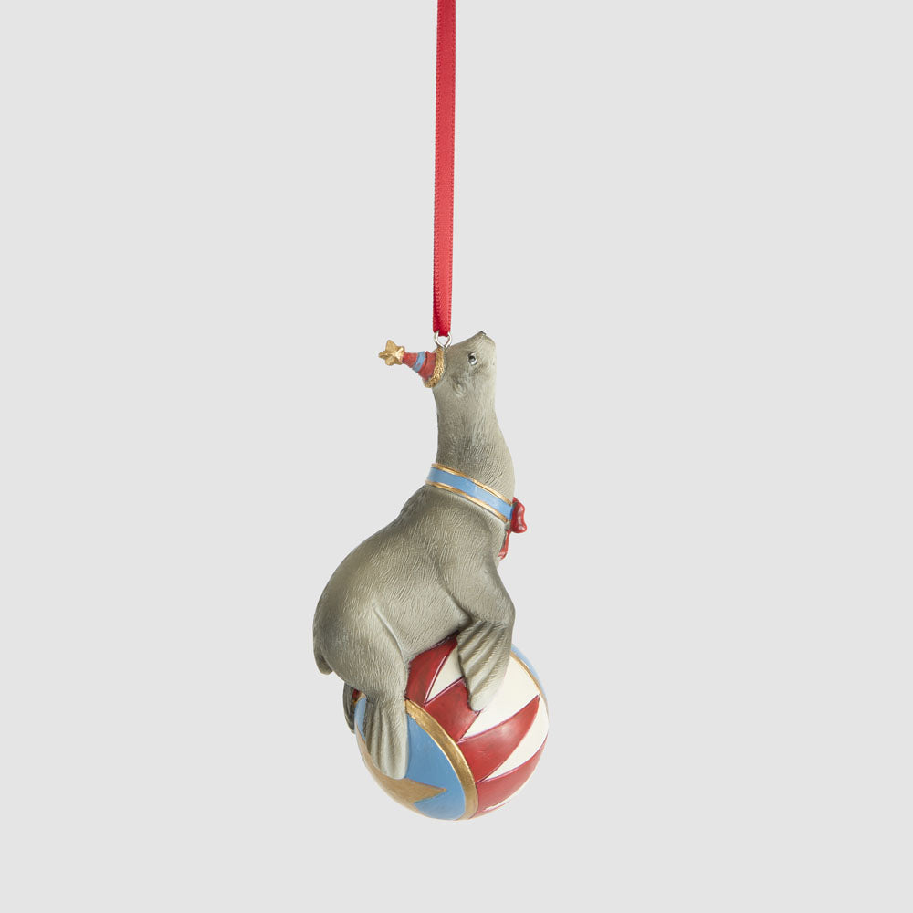 Marcel Sea Lion w. Ball Decoration