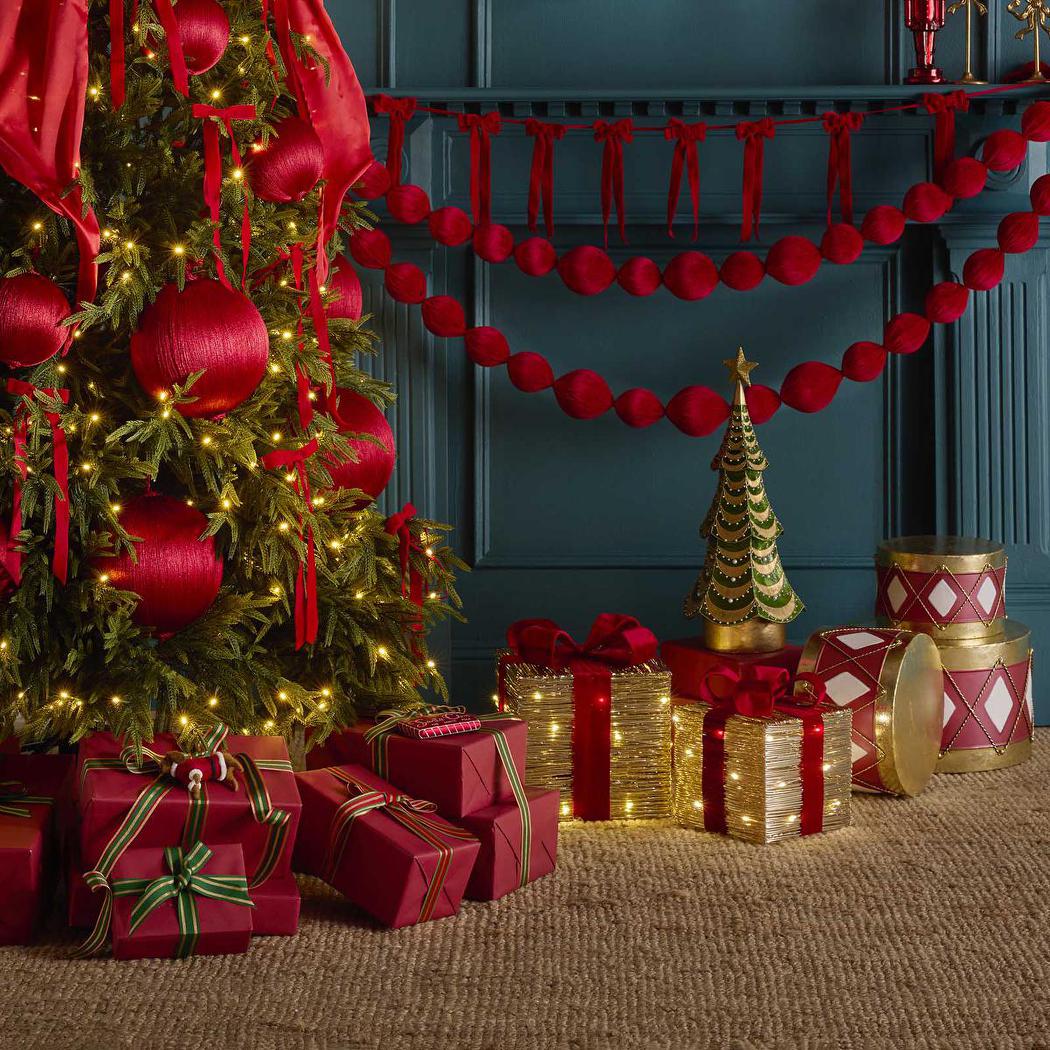 Green & Gold Scalloped Capiz Tree