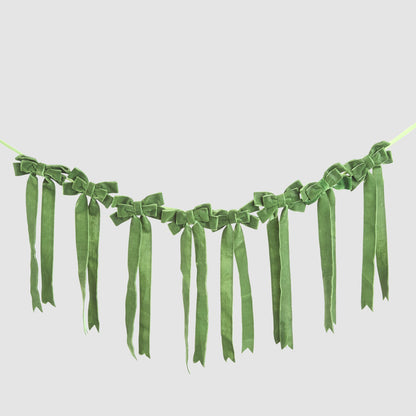 Verdant Velvet Bow Garland Green