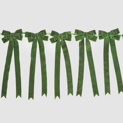 Verdant Velvet Bow Garland Green