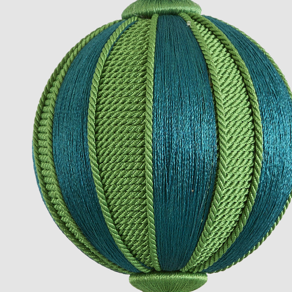 Silk and Rope Bauble Green & Emerald