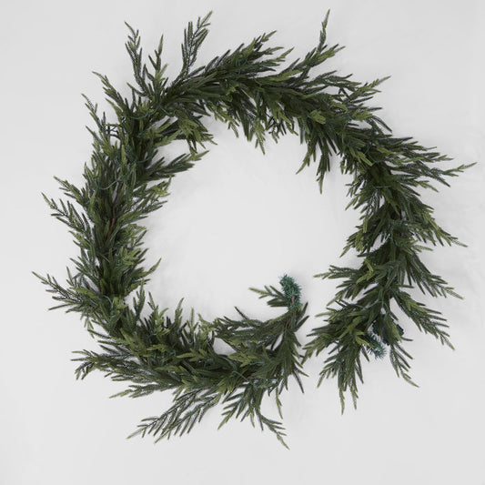 Soft-Touch Light Up Garland 270cm