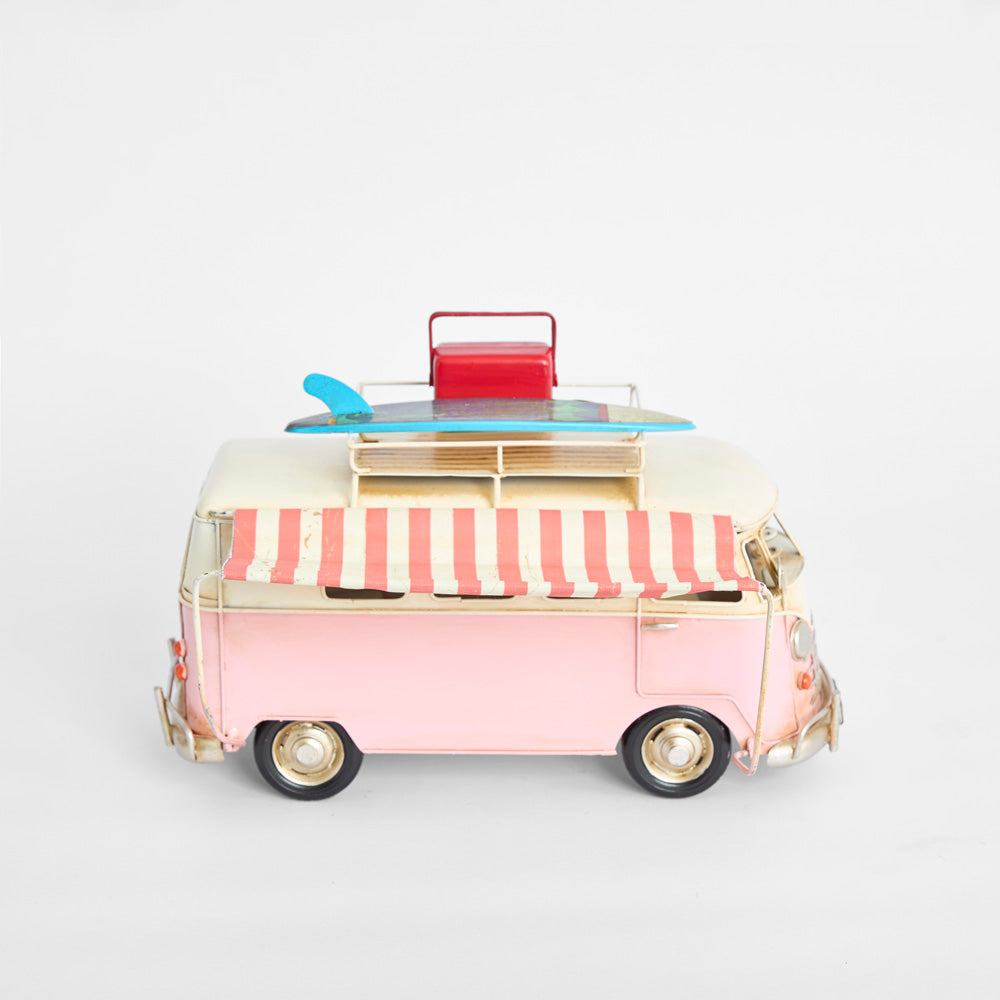 Calabasas Surfing Kombi