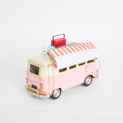 Calabasas Surfing Kombi