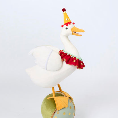Carnival Duck with Green Ball
